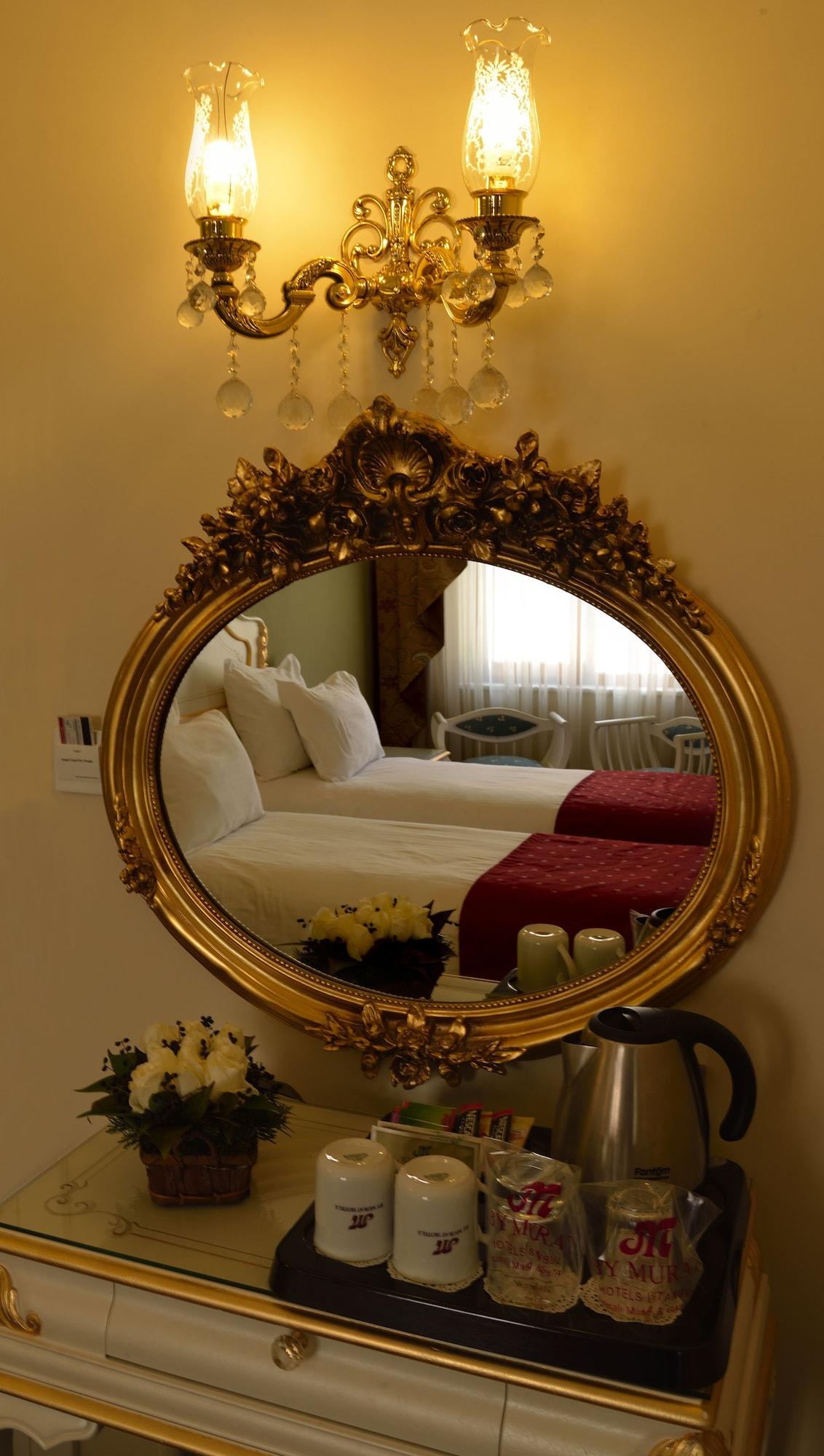 By Murat Crown Hotel Taksim Istambul Exterior foto