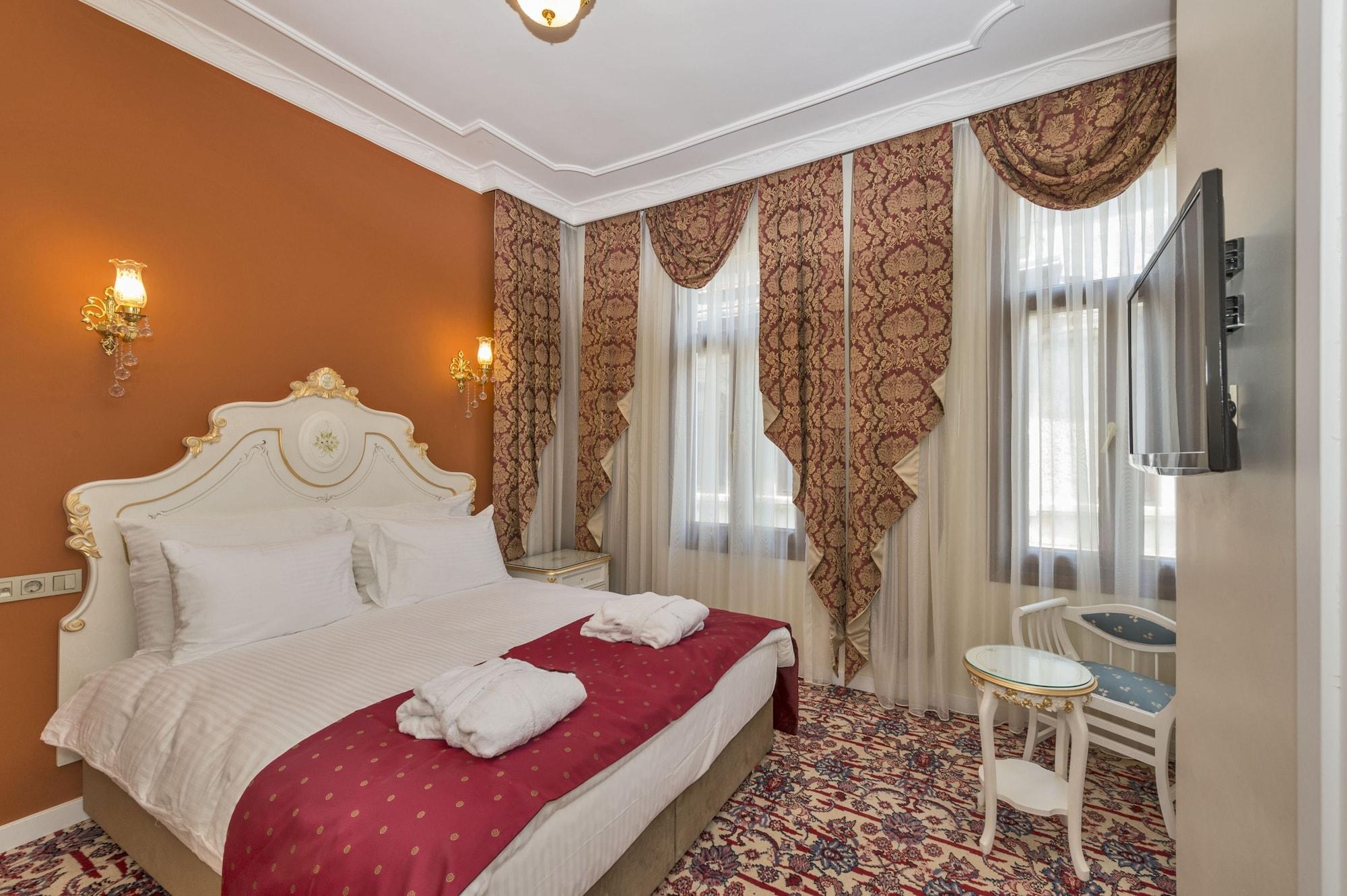 By Murat Crown Hotel Taksim Istambul Exterior foto