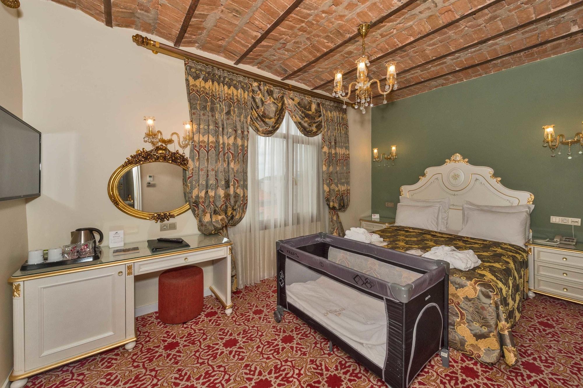 By Murat Crown Hotel Taksim Istambul Exterior foto