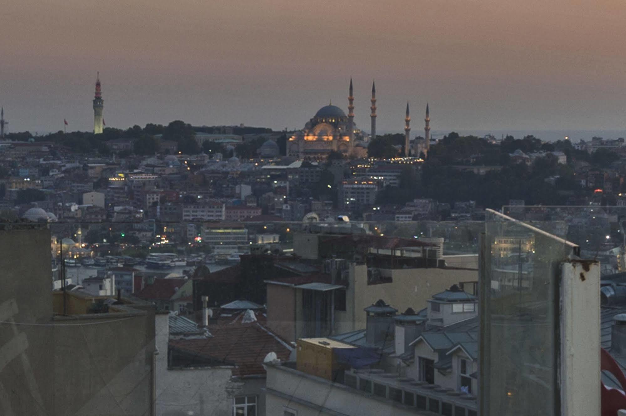 By Murat Crown Hotel Taksim Istambul Exterior foto